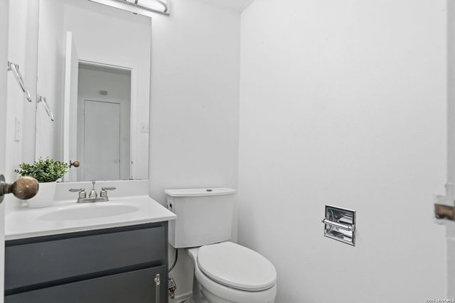 8112 Scottshill, San Antonio, TX 78209