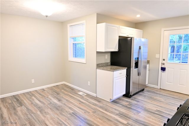 488 E 326th Street, Willowick, OH 44095