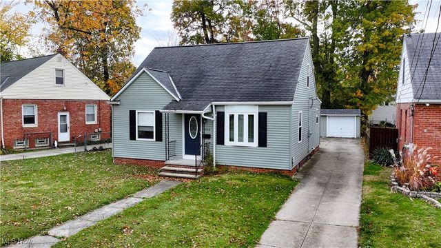 488 E 326th Street, Willowick, OH 44095