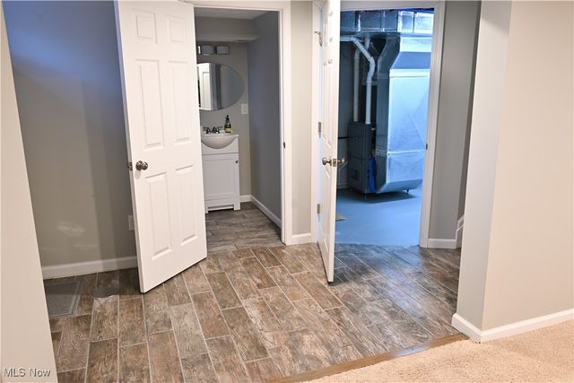 488 E 326th Street, Willowick, OH 44095