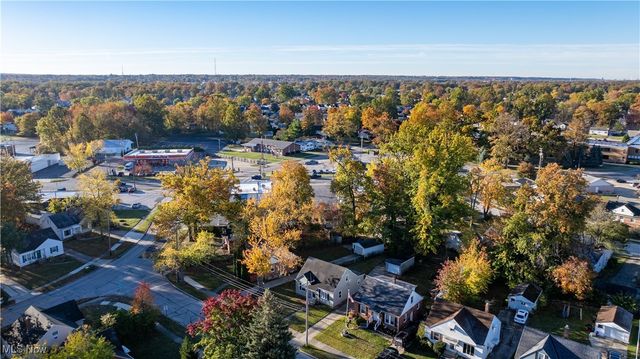 488 E 326th Street, Willowick, OH 44095