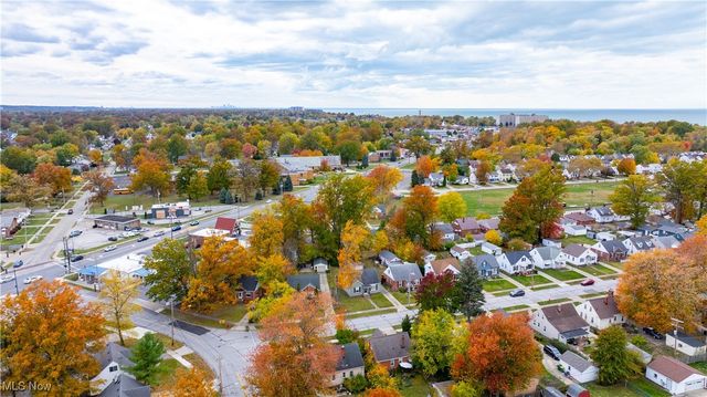 488 E 326th Street, Willowick, OH 44095