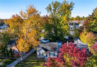 488 E 326th Street, Willowick, OH 44095