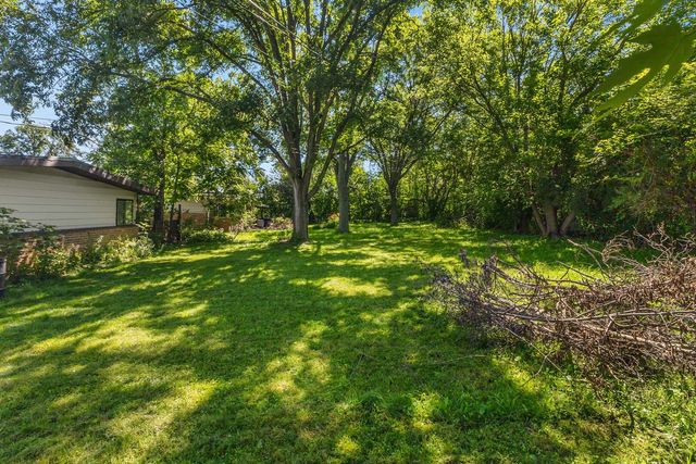 329 Somonauk Street, Park Forest, IL 60466