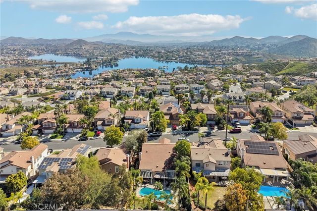30 Villa Valtelena, Lake Elsinore, CA 92532