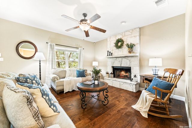 606 Misty Water Ln, San Antonio, TX 78260