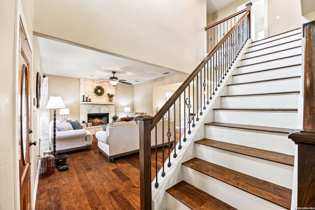 606 Misty Water Ln, San Antonio, TX 78260