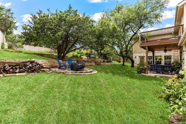 606 Misty Water Ln, San Antonio, TX 78260