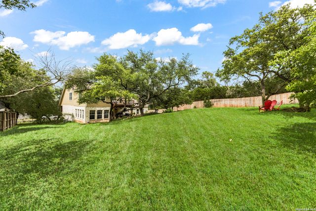606 Misty Water Ln, San Antonio, TX 78260