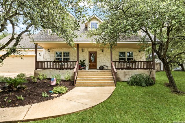 606 Misty Water Ln, San Antonio, TX 78260