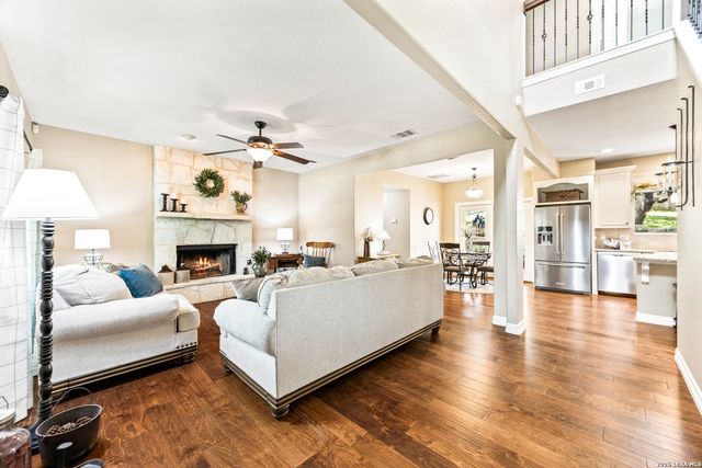 606 Misty Water Ln, San Antonio, TX 78260