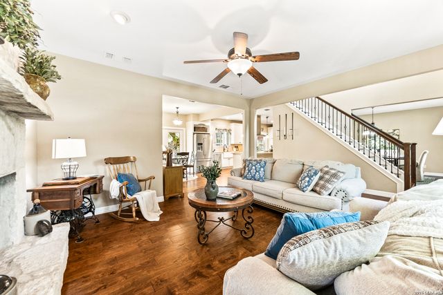 606 Misty Water Ln, San Antonio, TX 78260