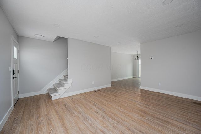 592 Willis Lane, Delaware, OH 43015