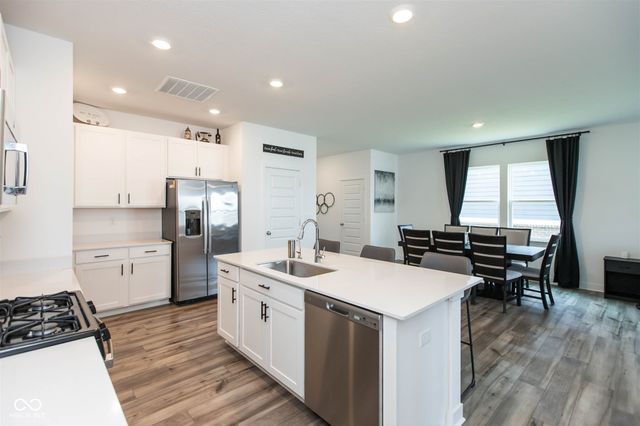 2266 Egbert, Westfield, IN 46074
