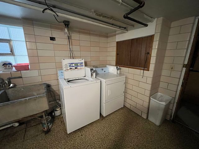 5126 W Cullom Avenue G, Chicago, IL 60641