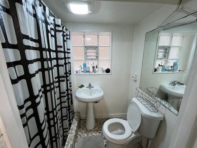 5126 W Cullom Avenue G, Chicago, IL 60641