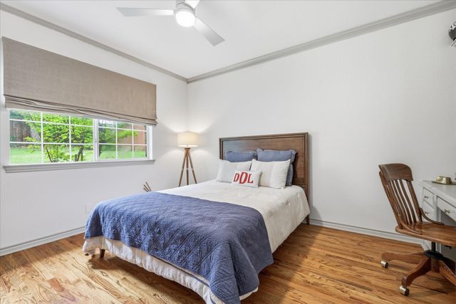 370 Canyon Oaks Drive, Argyle, TX 76226