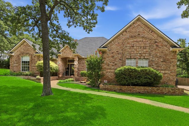 370 Canyon Oaks Drive, Argyle, TX 76226