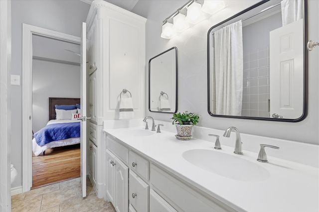 370 Canyon Oaks Drive, Argyle, TX 76226