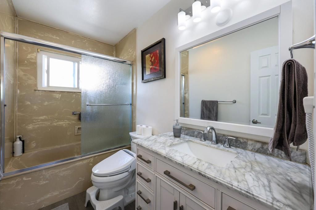 Image 18 of property listing at 1840 Locust St, San Diego, CA 92106
