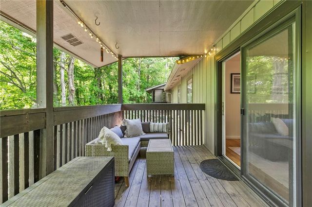 1704 Cumberland Court SE, Smyrna, GA 30080