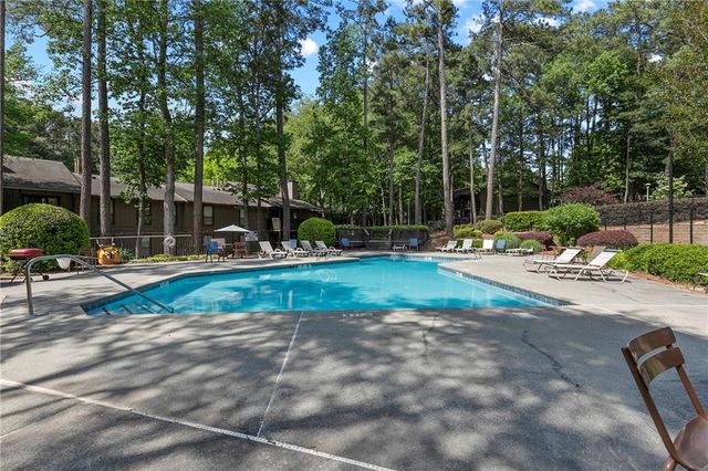 1704 Cumberland Court SE, Smyrna, GA 30080