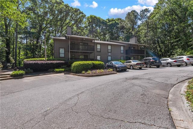 1704 Cumberland Court SE, Smyrna, GA 30080