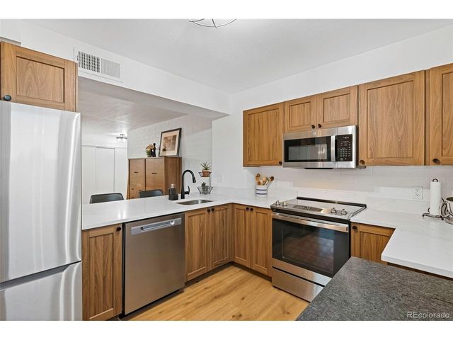 460 S Marion Pkwy 301, Denver, CO 80209
