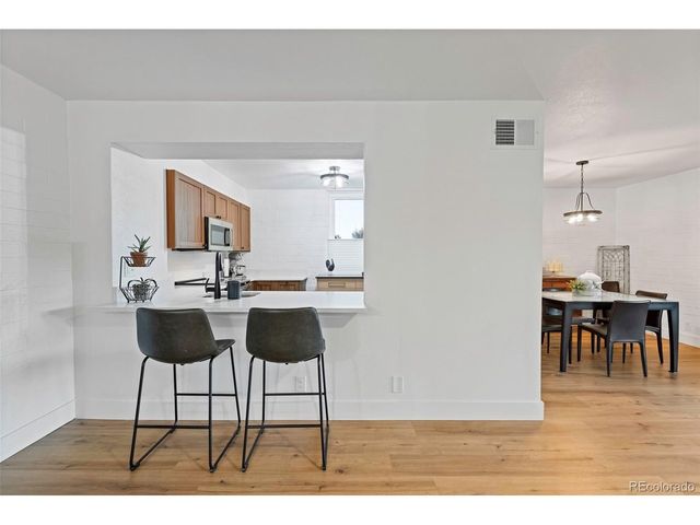 460 S Marion Pkwy 301, Denver, CO 80209