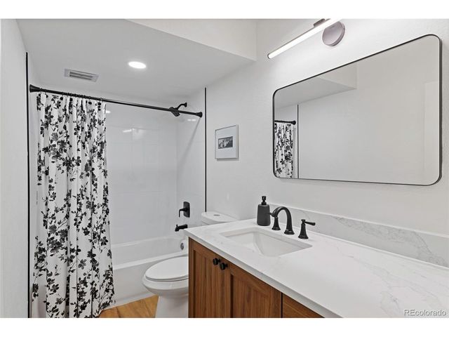 460 S Marion Pkwy 301, Denver, CO 80209