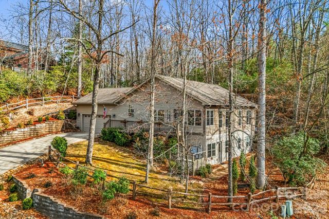 14 Isuhdavga Court, Brevard, NC 28712