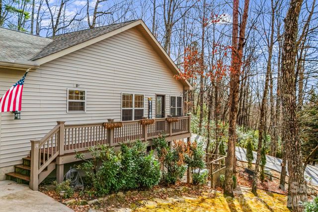 14 Isuhdavga Court, Brevard, NC 28712