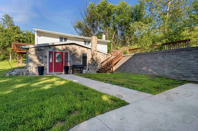 8310 W County Rd 15 W, Minot, ND 58701