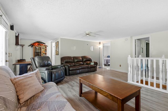 8310 W County Rd 15 W, Minot, ND 58701