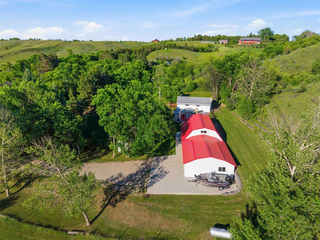 8310 W County Rd 15 W, Minot, ND 58701