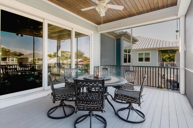 216 HIGH STREET, Tarpon Springs, FL 34689