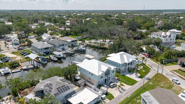 216 HIGH STREET, Tarpon Springs, FL 34689