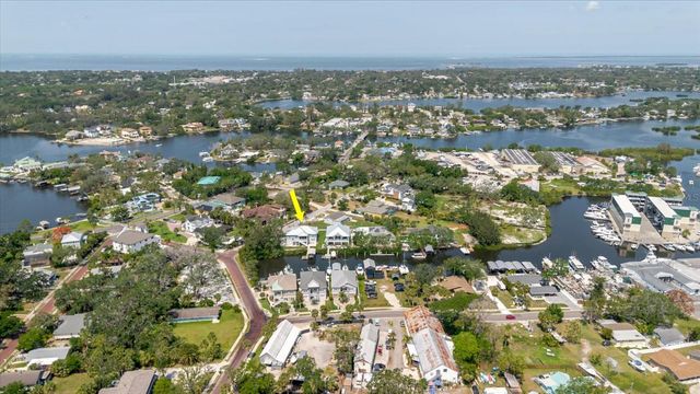 216 HIGH STREET, Tarpon Springs, FL 34689
