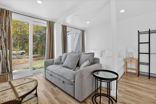 8778 WATERFRONT Terrace B, Jacksonville, FL 32217