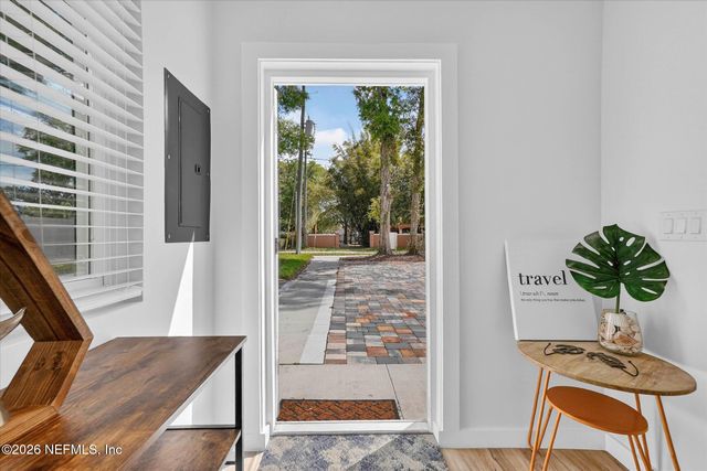 8778 WATERFRONT Terrace B, Jacksonville, FL 32217