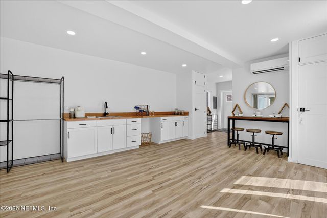 8778 WATERFRONT Terrace B, Jacksonville, FL 32217