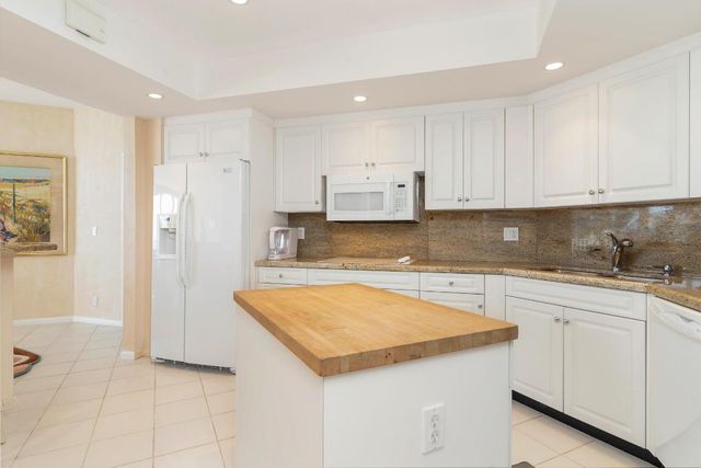 2000 S Ocean Boulevard 208-S, Palm Beach, FL 33480