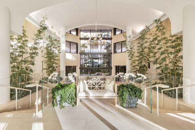 2000 S Ocean Boulevard 208-S, Palm Beach, FL 33480