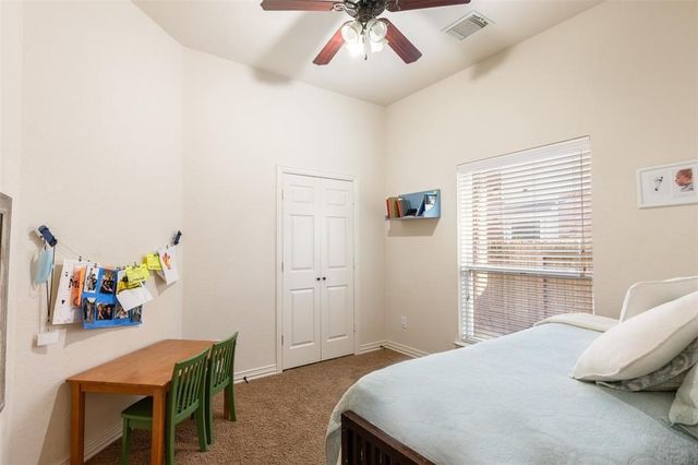 18 Petal Park Place, The Woodlands, TX 77382