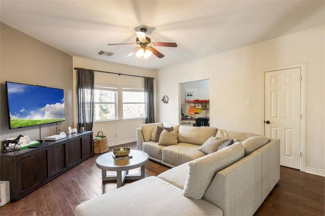 18 Petal Park Place, The Woodlands, TX 77382