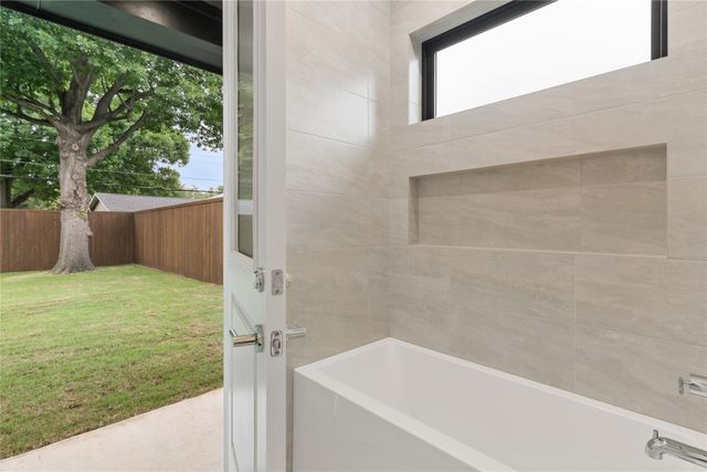 3452 Timberview Road, Dallas, TX 75229