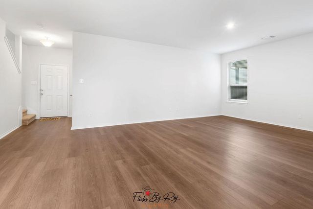 279 Zuma DR, Liberty Hill, TX 78642