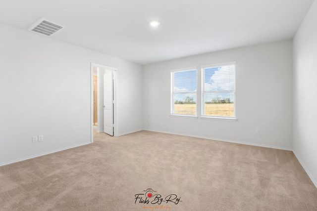 279 Zuma DR, Liberty Hill, TX 78642