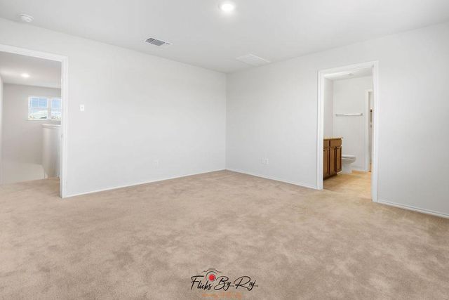 279 Zuma DR, Liberty Hill, TX 78642