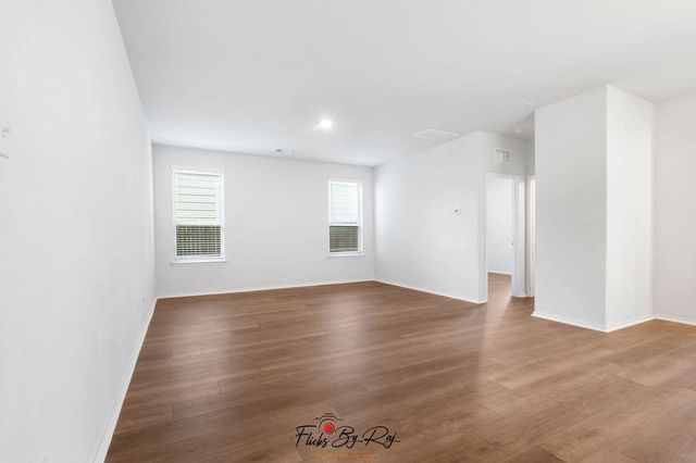 279 Zuma DR, Liberty Hill, TX 78642